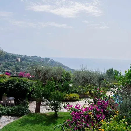 Anacapri Sleeps 16 With Pool Air Con And Wifi Villa *
